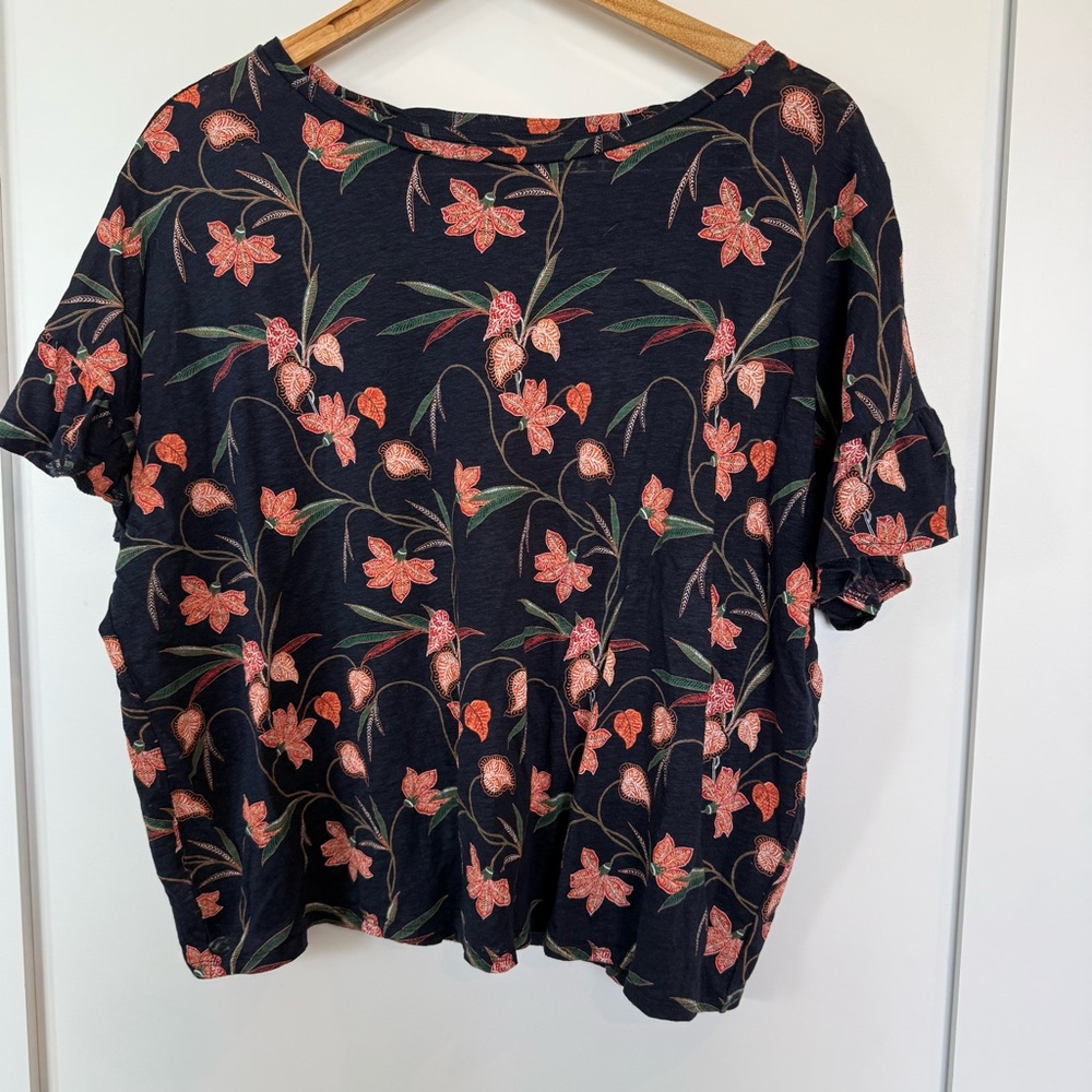 Loft | Navy Floral Linen Short Ruffle Sleeve Top